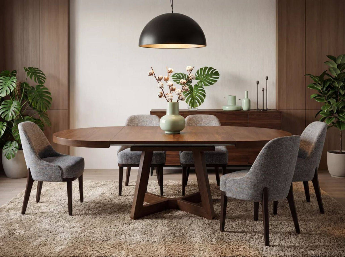 Axel Dining Table