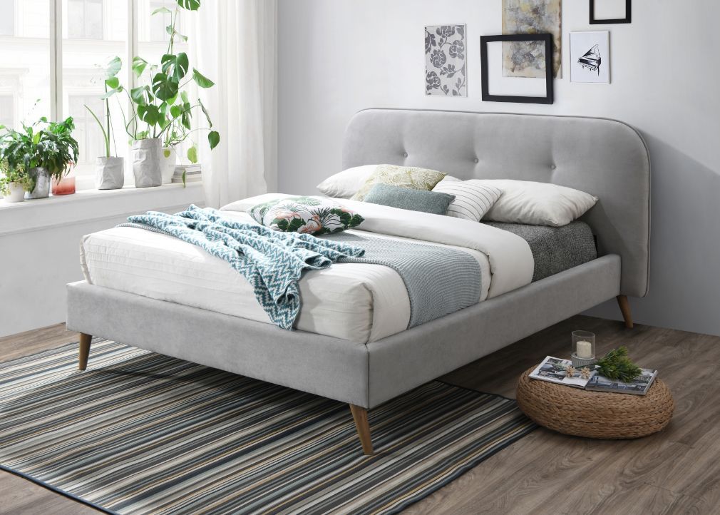 Graves Queen Bed 28980Q