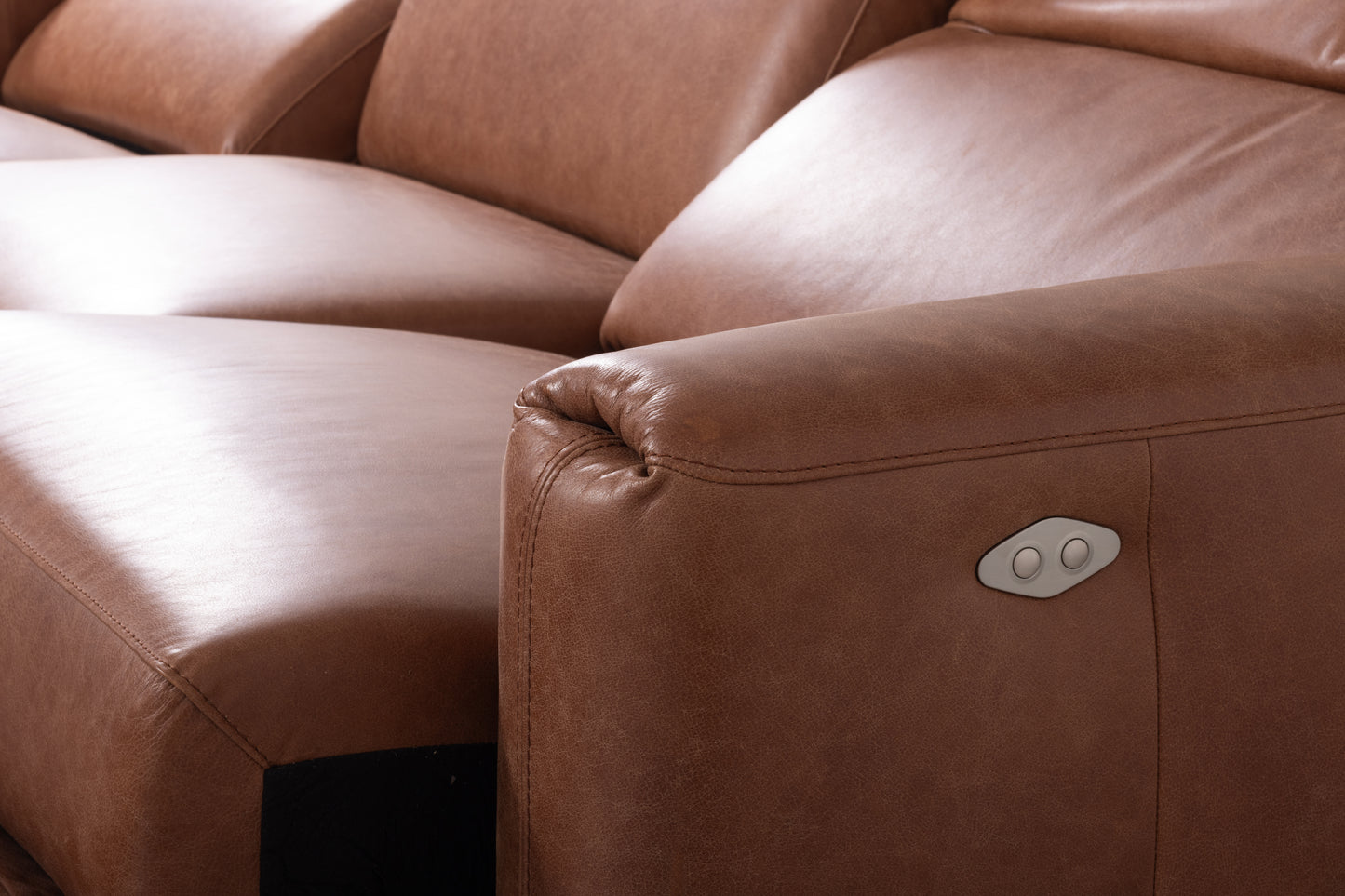 Corby (100% Top Grain Leather - Nevada Caramella)