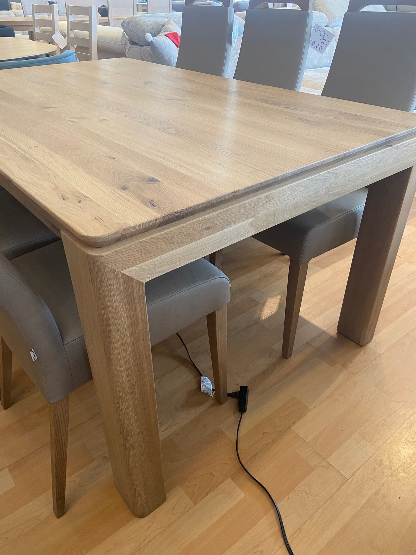 7 Piece Dining Set - Dining Table and 6 Chairs