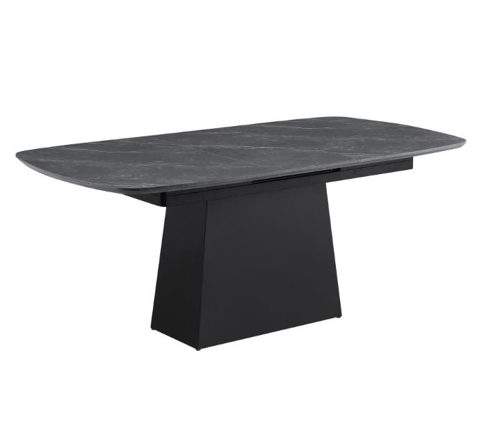cPotero Dining Table