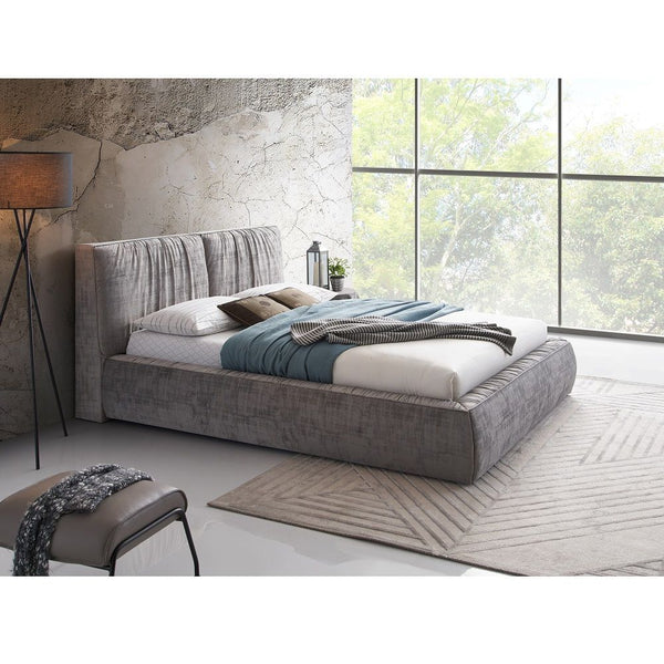 Onfroi Queen Bed