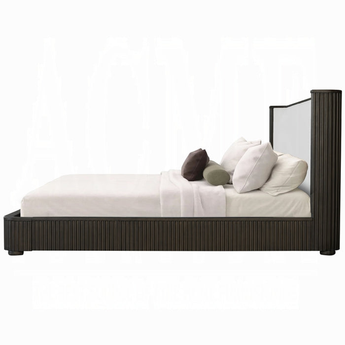 Clay Eastern King Bed