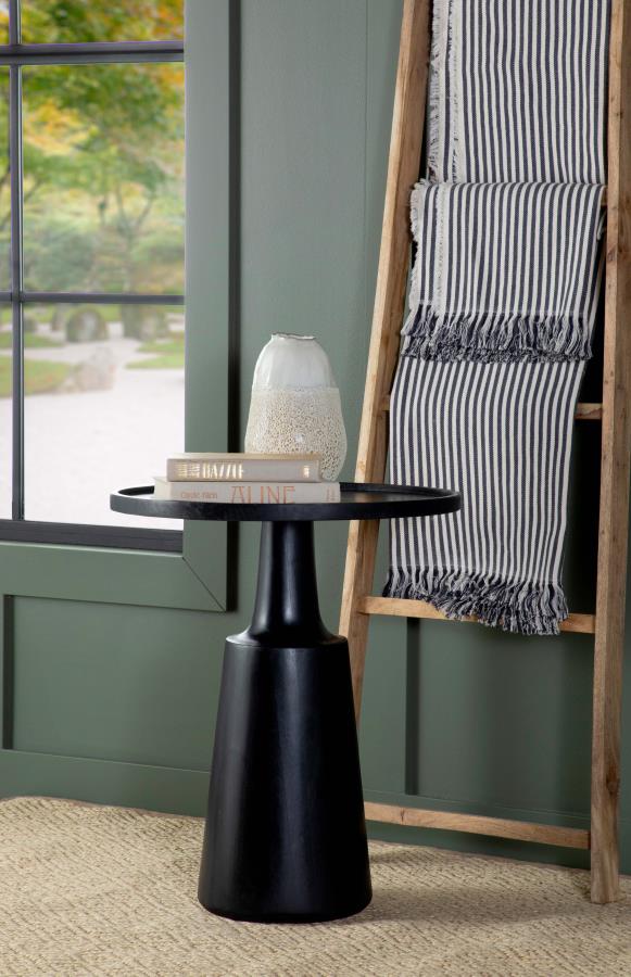 Ixia End Table